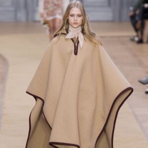 Vintage 2016 Chloe Camel Wool Poncho RARE
